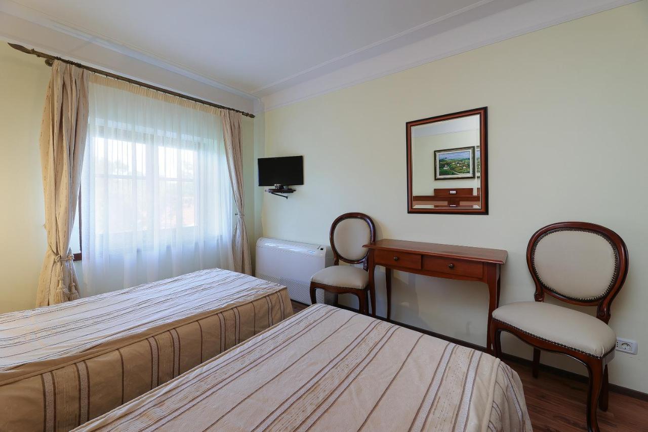 B & B Casa Rustica Dva Baladura Rooms Kanfanar Kültér fotó